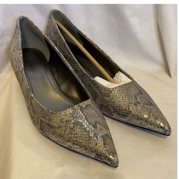 Naturalizer Natalia Kitten Heal Silver Snakeskin Womens Size 9 M New Pointed Toe - Picture 3 of 11
